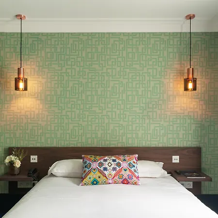 L'hotel 3*